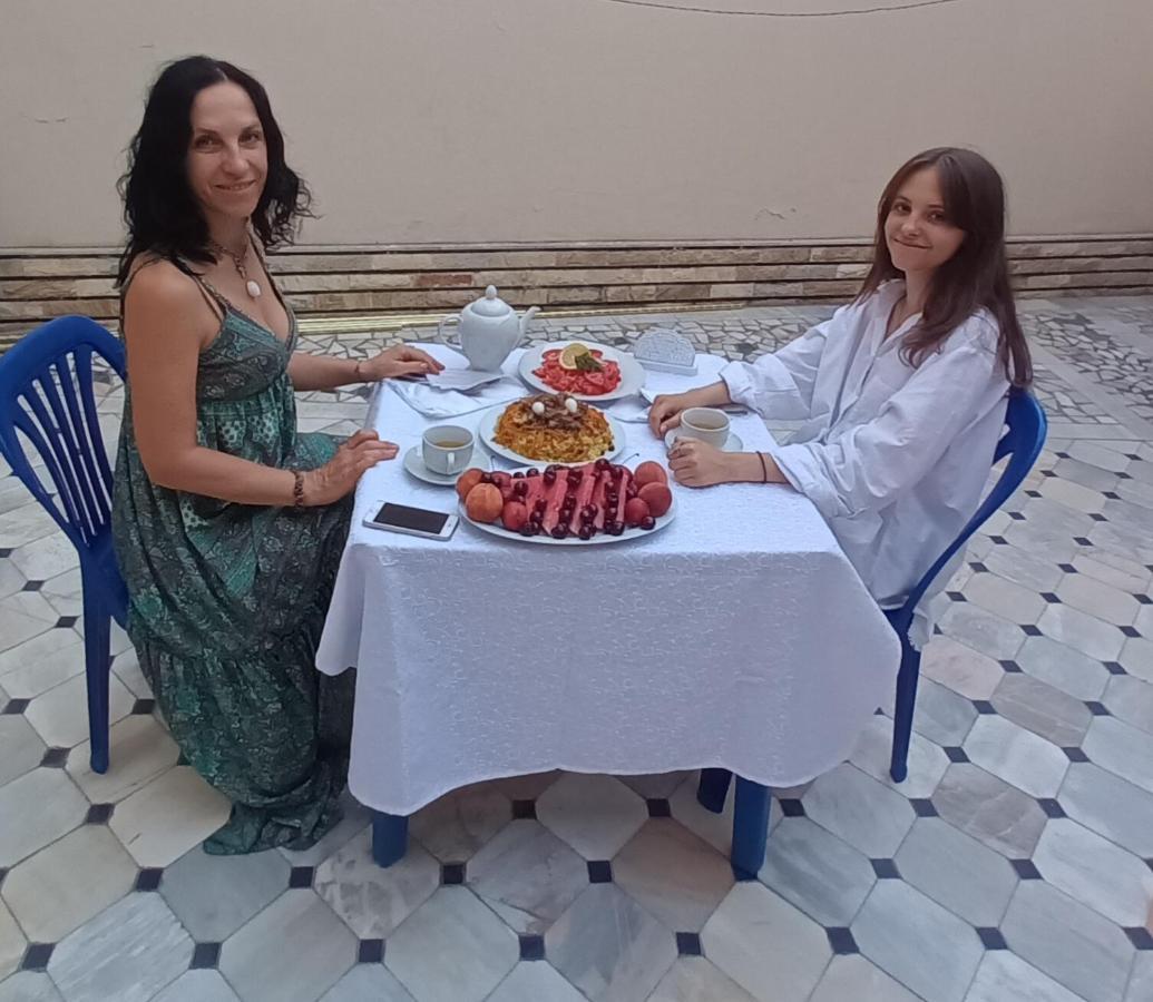 Uzbegim Family Guest House Buchara Exteriör bild